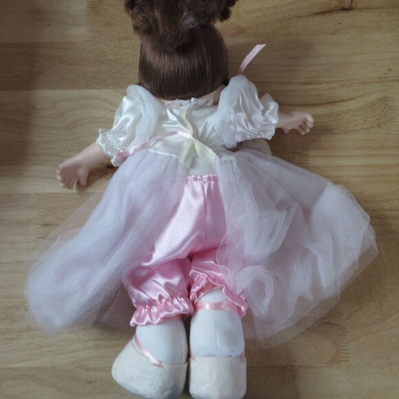 Precious Moments - 16" Doll - Piper #1107 Vintage 1997 - Picture 6 of 8